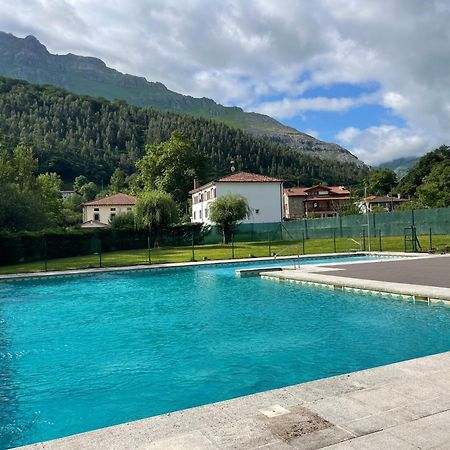 ArredondoCasa En La Montana Con Piscina De Temporada别墅 外观 照片