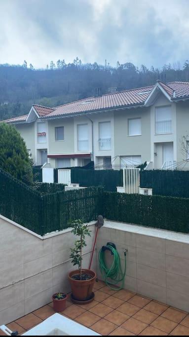 ArredondoCasa En La Montana Con Piscina De Temporada别墅 外观 照片