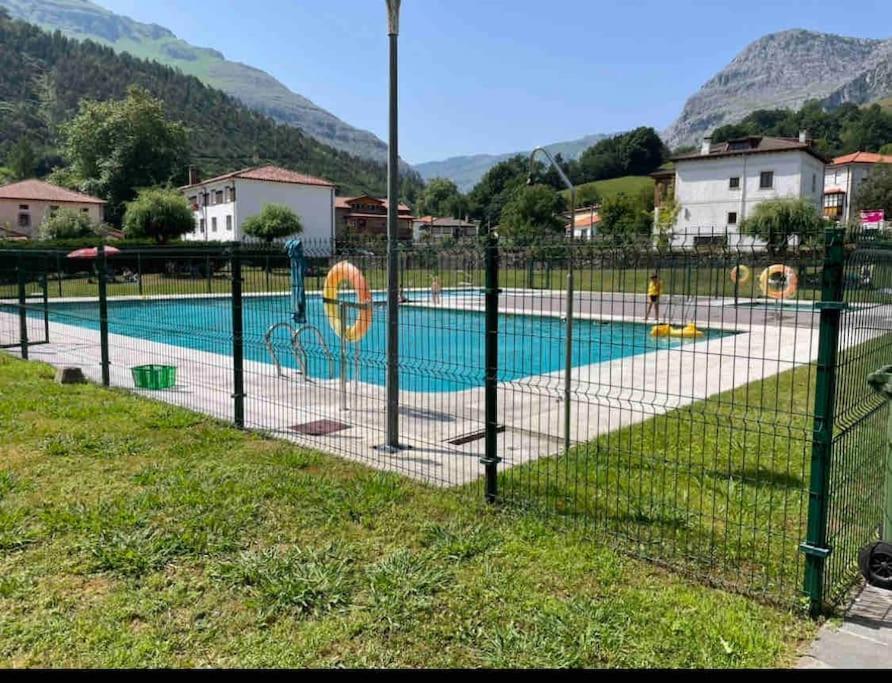 ArredondoCasa En La Montana Con Piscina De Temporada别墅 外观 照片